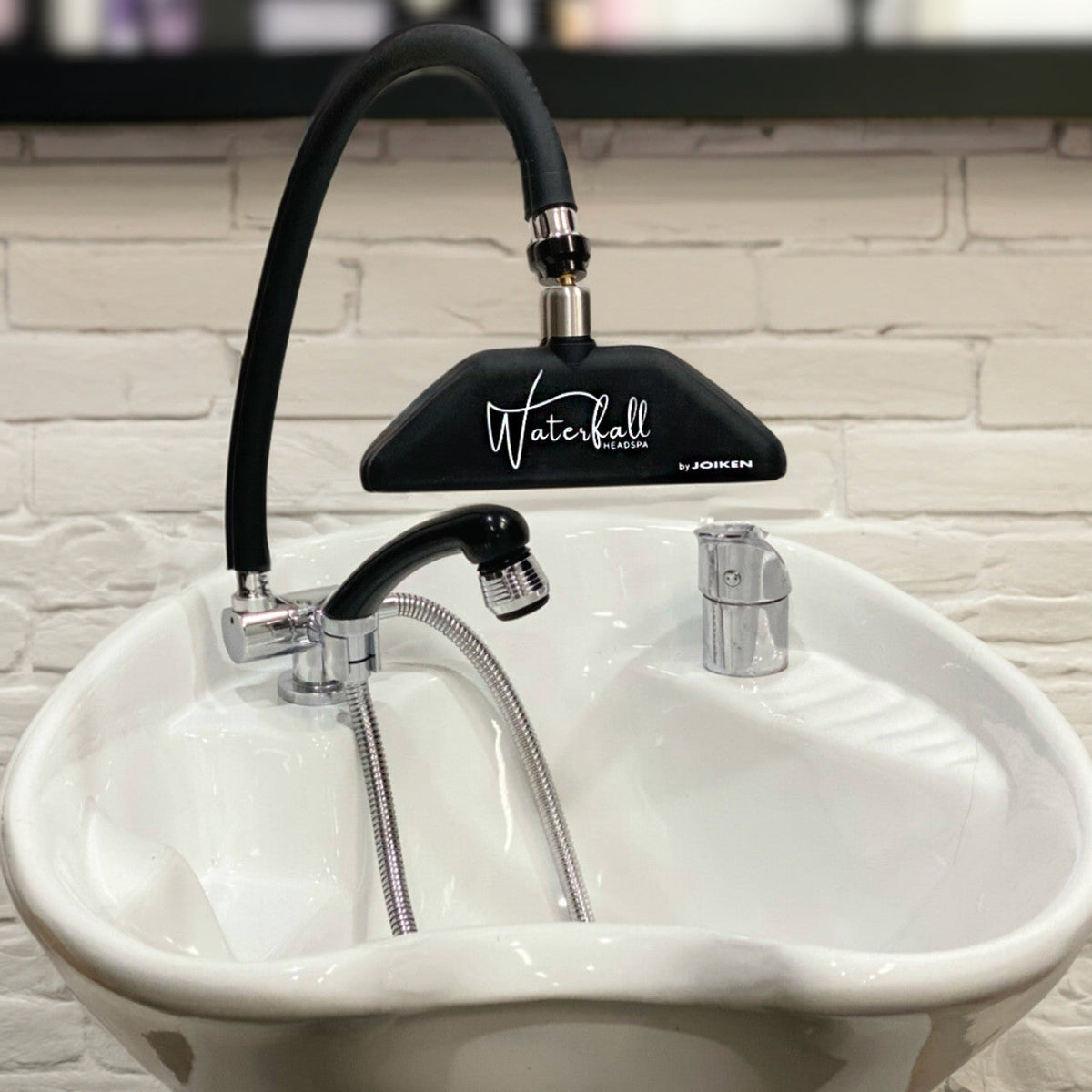 Waterfall Headspa